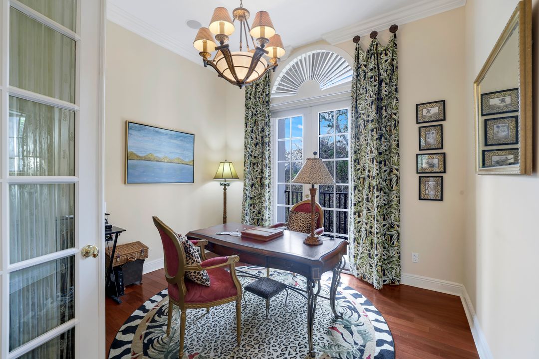 940 Sea Oats Ct, Marco Island, FL 34145