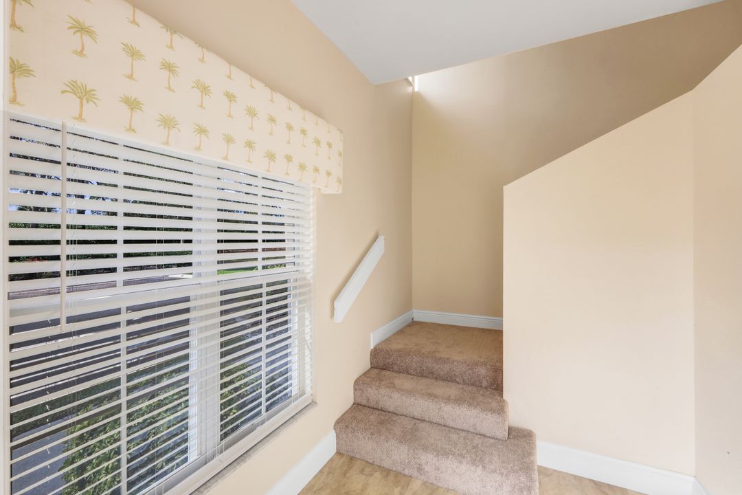 4940 Deerfield Way #201, Naples, FL 34110