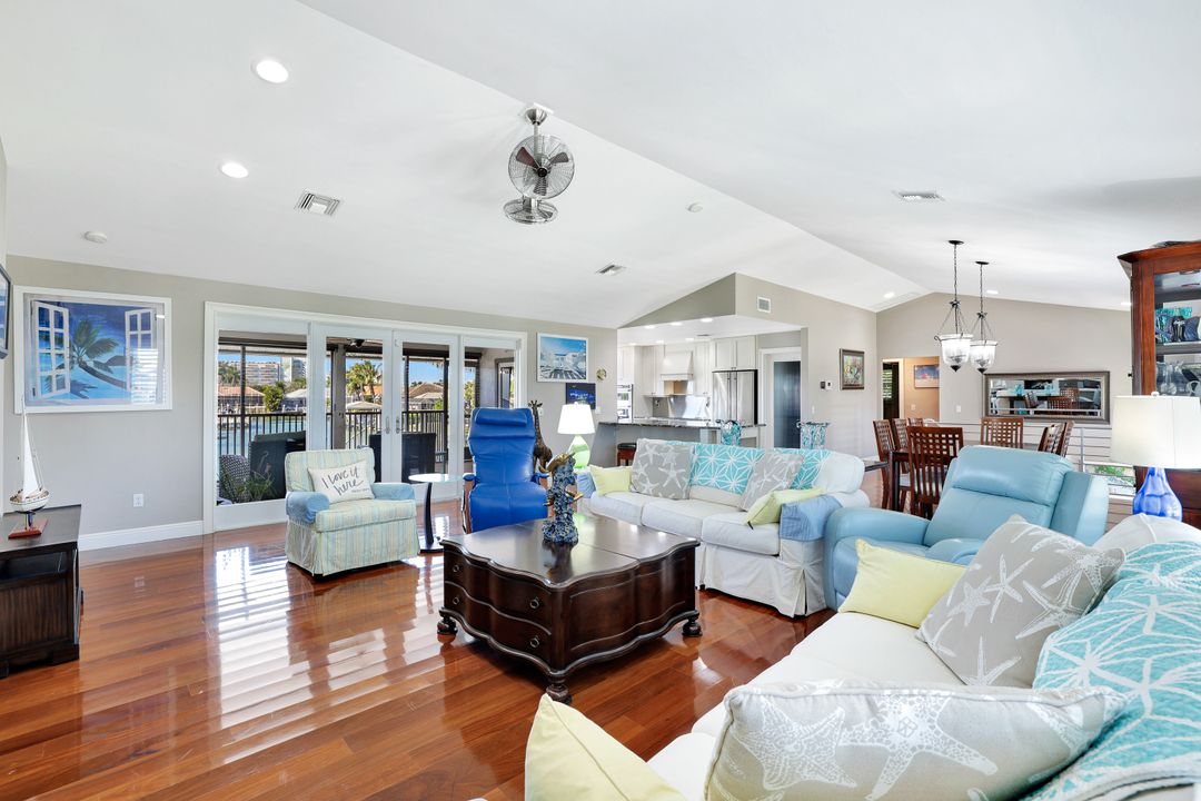 610 Partridge Ct, Marco Island, FL 34145