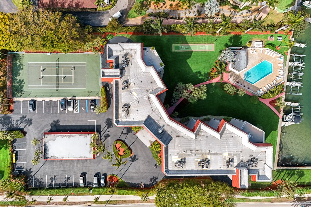 270 N Collier Blvd #304, Marco Island, FL 34145