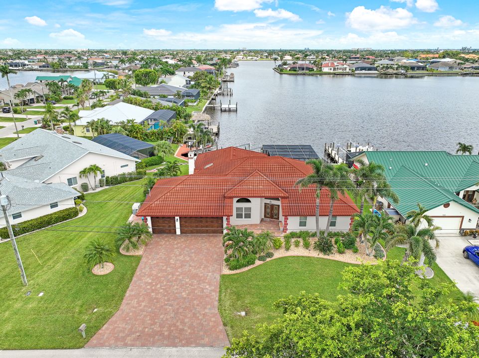 5327 Skyline Blvd, Cape Coral, FL 33914