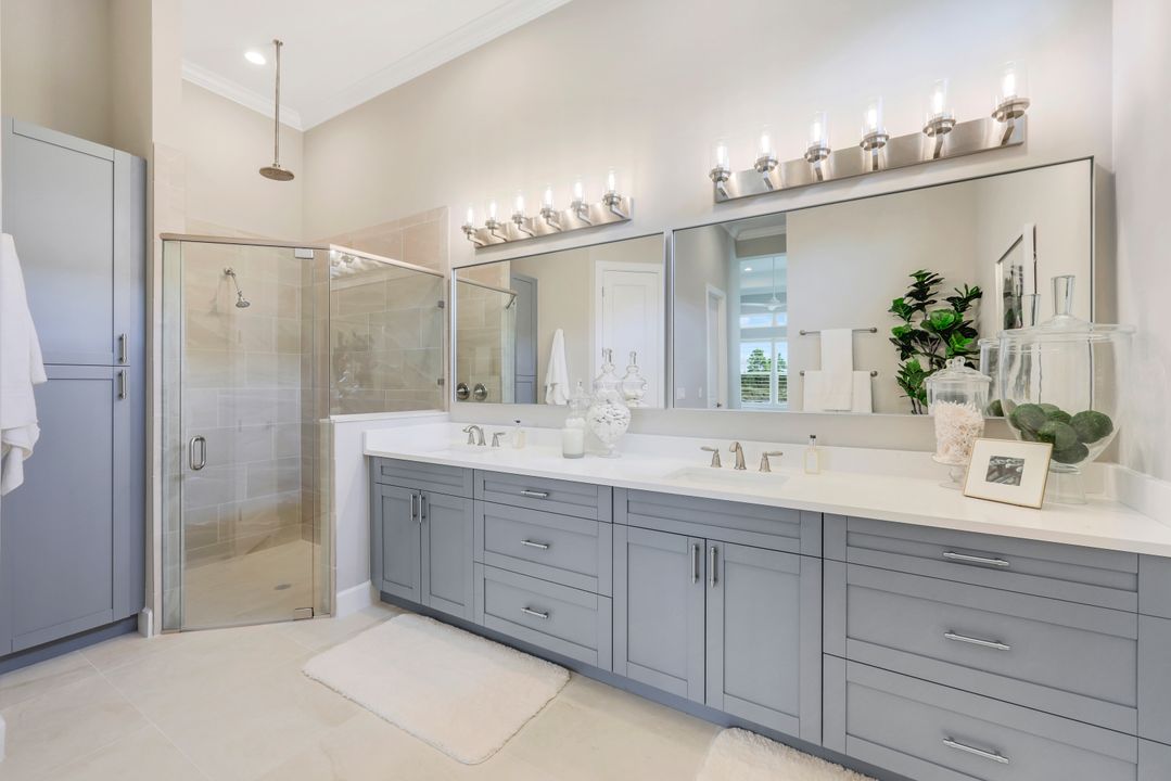 9463 Montelanico Loop, Naples, FL 34119