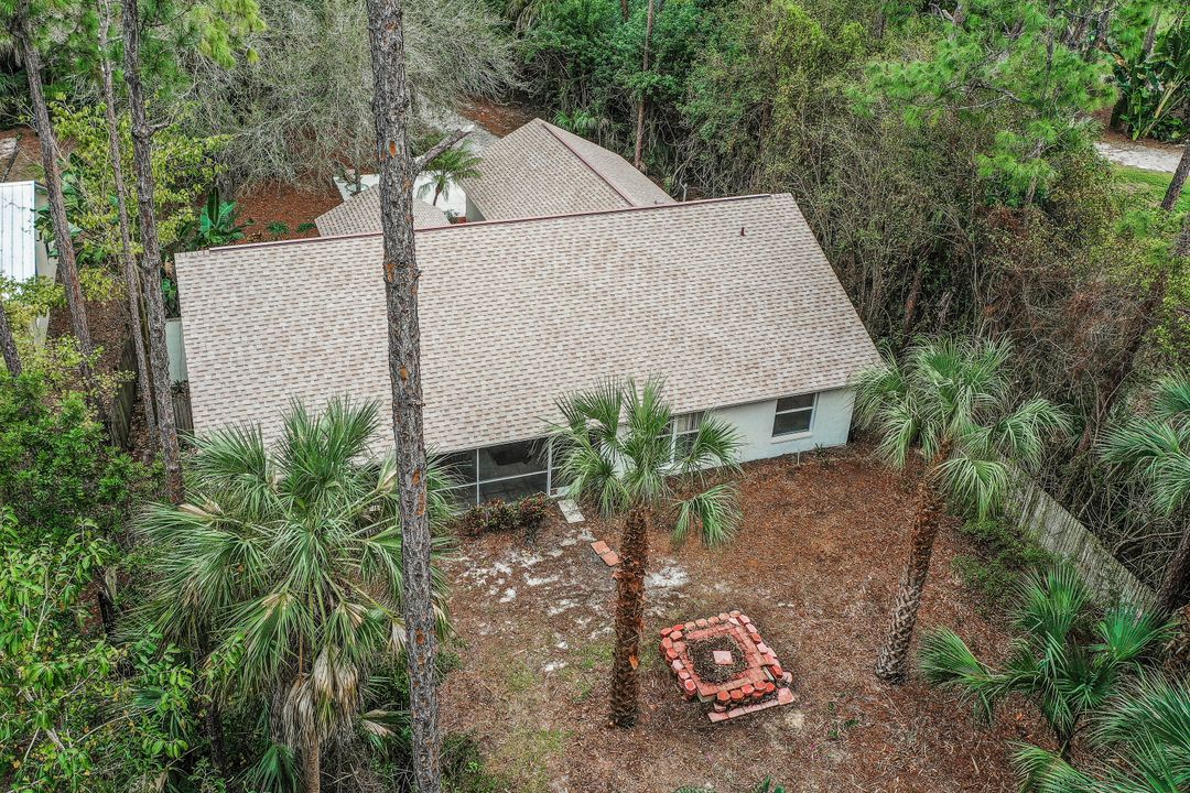 6030 English Oaks Ln, Naples, FL 34119