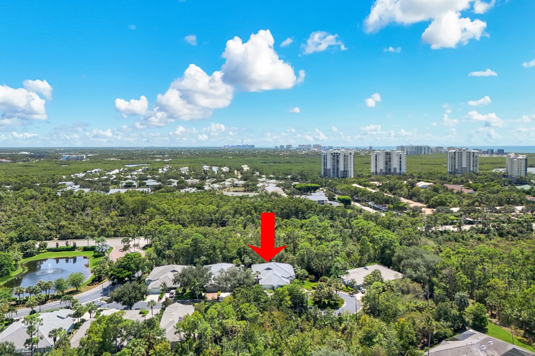 682 Catamaran Ct, Naples, FL 34110