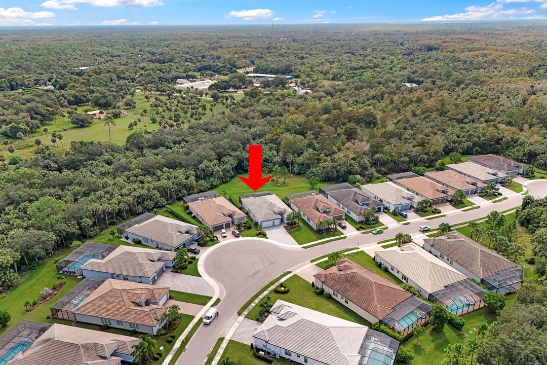 11698 Jasper Ct, Naples, FL 34120