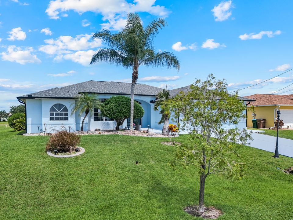 405 NW 18th Ave, Cape Coral, FL 33993