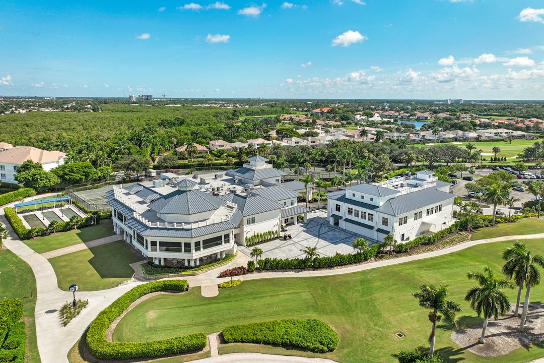 2153 Paget Cir, Naples, FL 34112