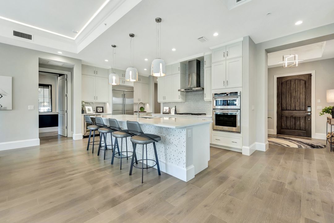 16340 Corsica Way #101, Naples, FL 34110