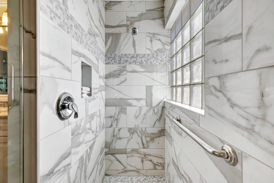 20001 Serene Meadow Ln, Estero, FL 33928