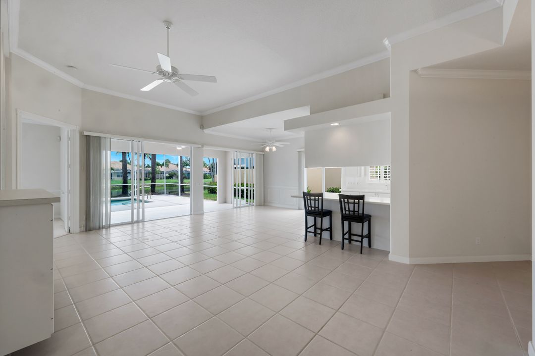 4471 Prescott Ln, Naples, FL 34119