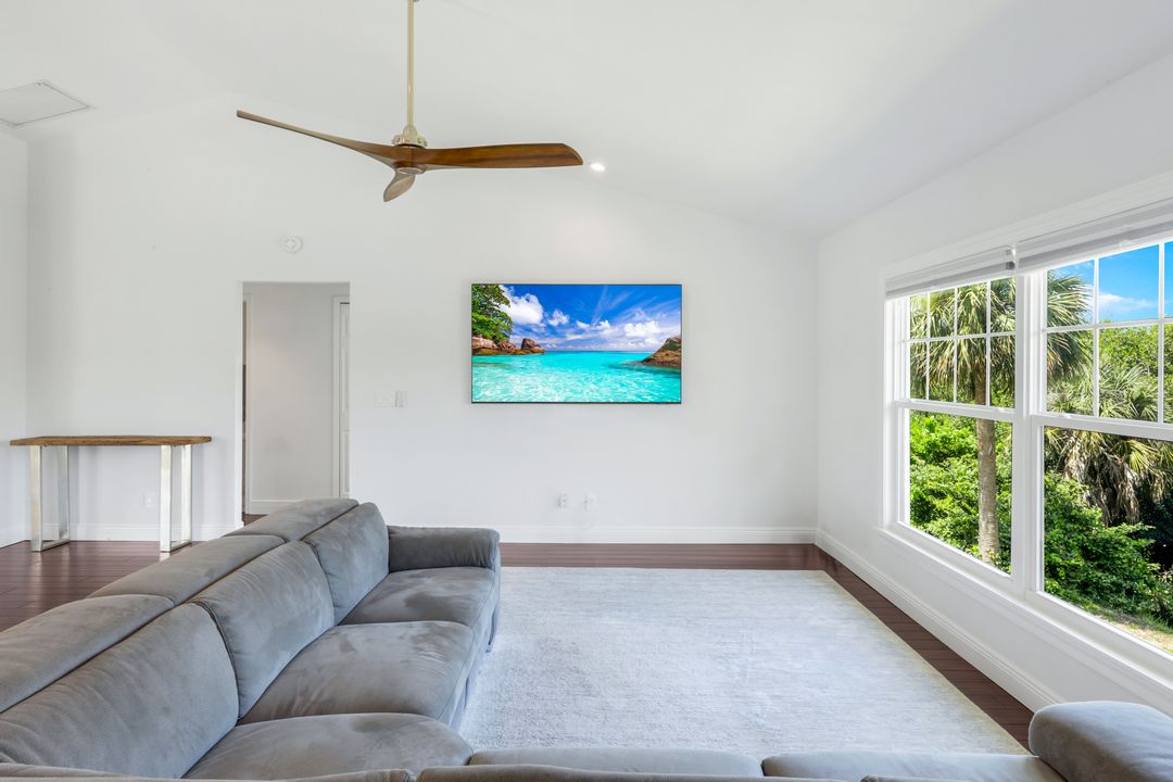 27136 Belle Rio Dr, Bonita Springs, FL 34135