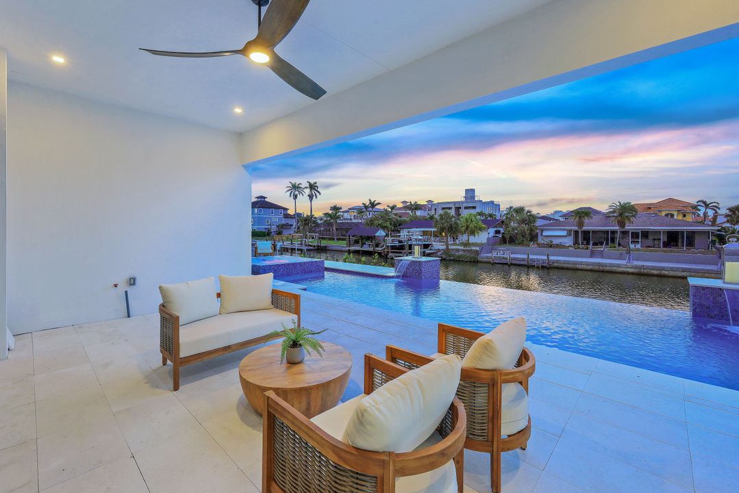 469 Germain Ave, Naples, FL 34108