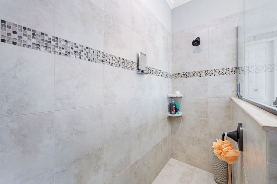 28086 Edenderry Ct, Bonita Springs, FL 34135