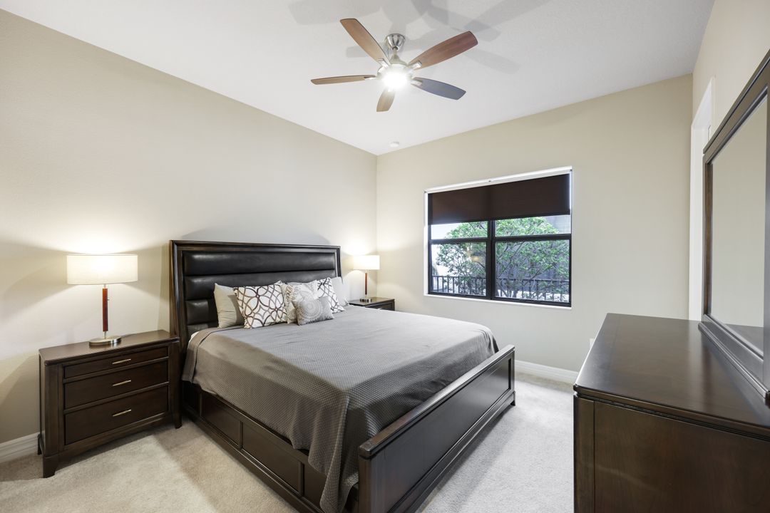 4394 Caldera Cir, Naples, FL 34119