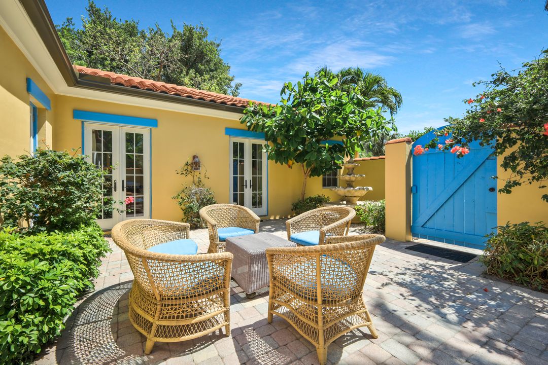 16167 Captiva Dr, Captiva, FL 33924
