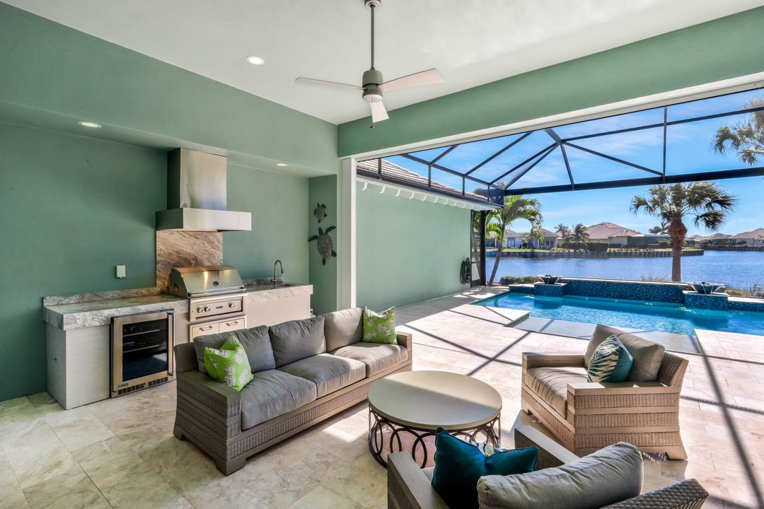 6072 Lucaya Wy, Naples, FL 34112