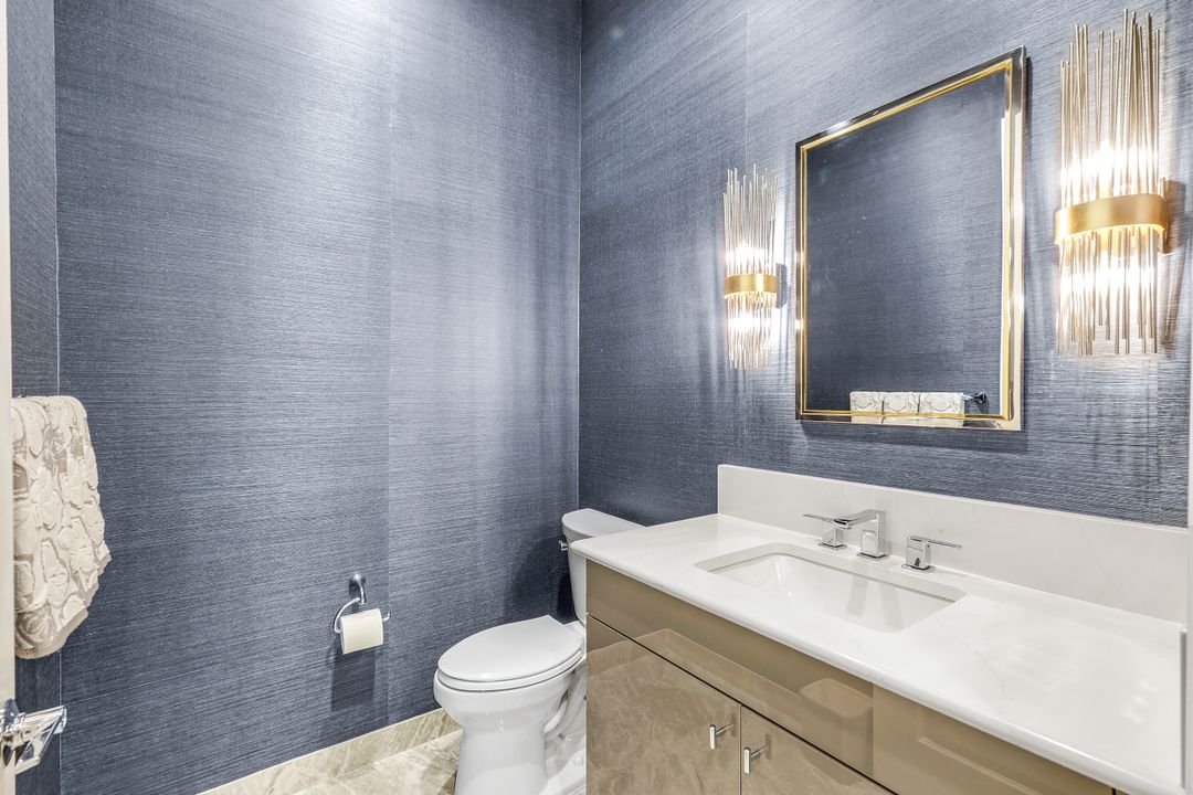 12033 Azalea Wy, Naples, FL 34120