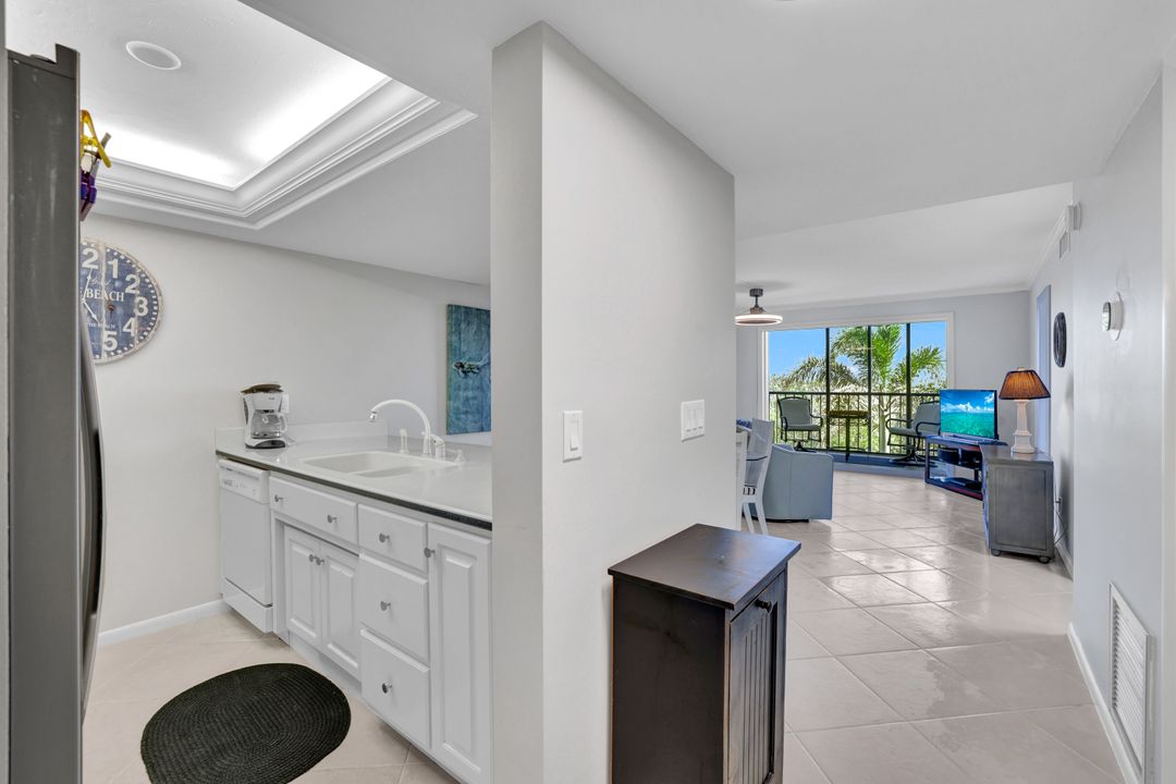 5220 Bonita Beach Rd SW #204, Bonita Springs, FL 34134