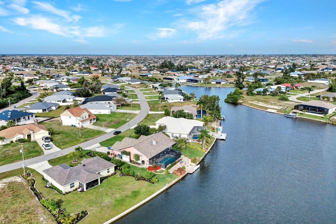 235 SW 22nd Pl, Cape Coral, FL 33991