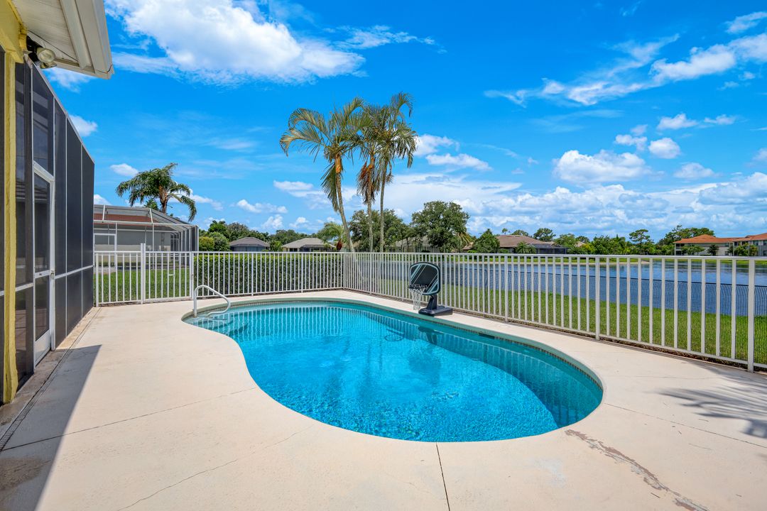 12070 Fairway Isles Dr, Fort Myers, FL 33913