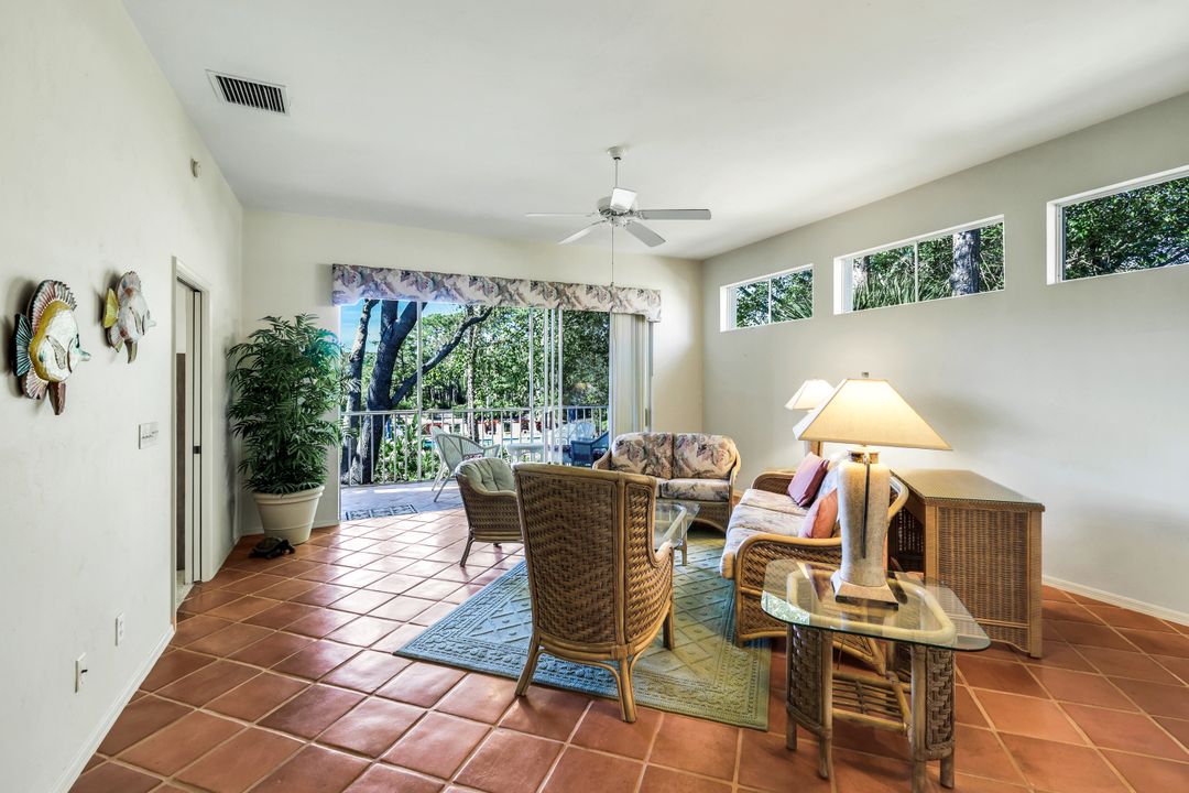 15117 Royal Fern Ln N #201, Naples, FL 34110