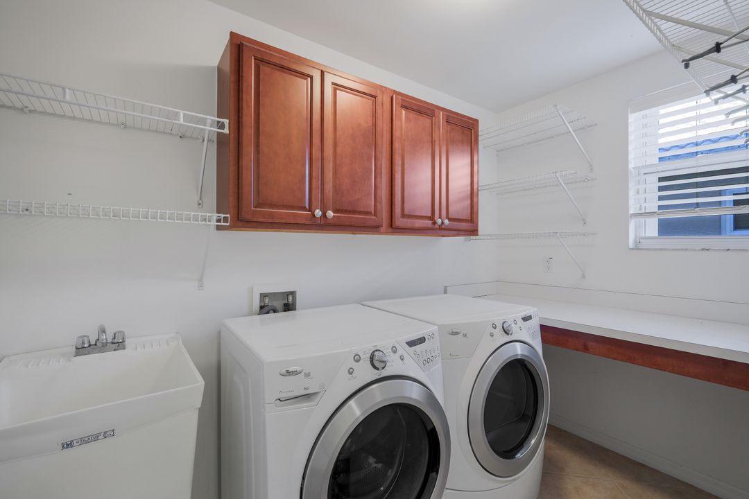9196 Independence Way, Fort Myers, FL 33913