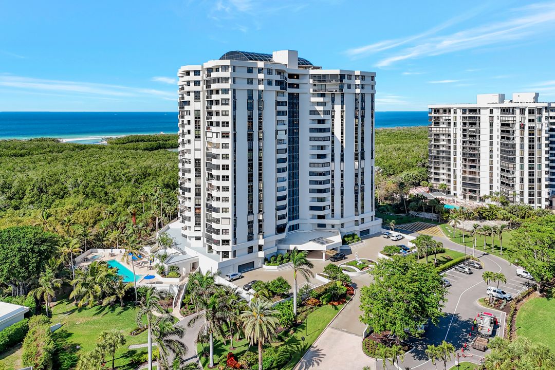 6001 Pelican Bay Blvd #1405, Naples, FL 34108