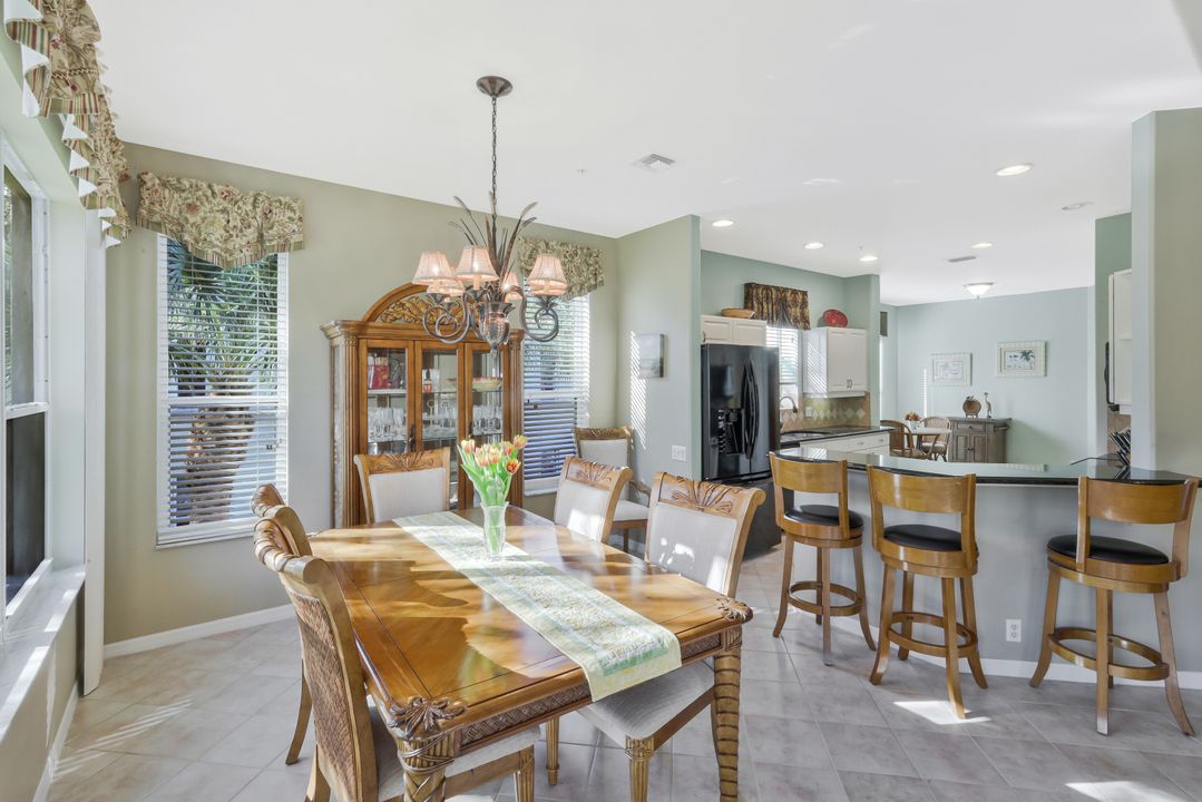 8535 Danbury Blvd #205, Naples, FL 34120