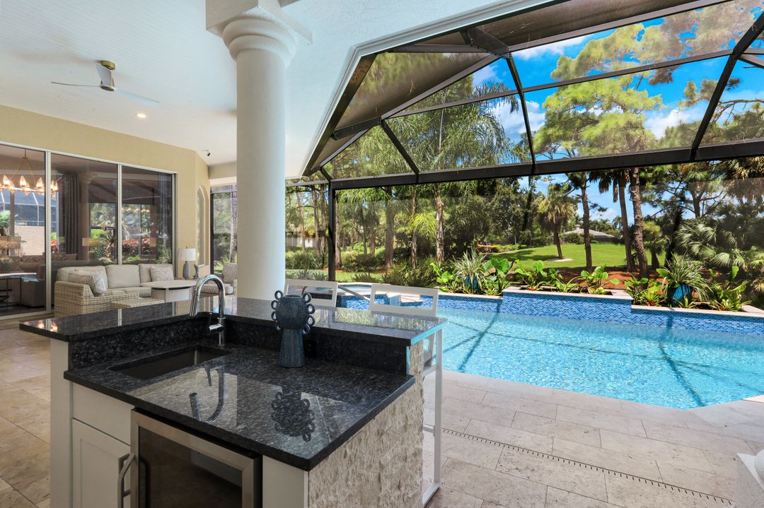260 Cheshire Way, Naples, FL 34110