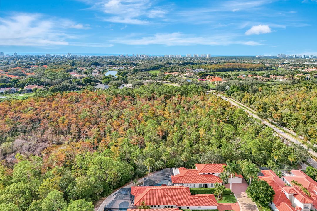 1282 Via Portofino, Naples, FL 34108