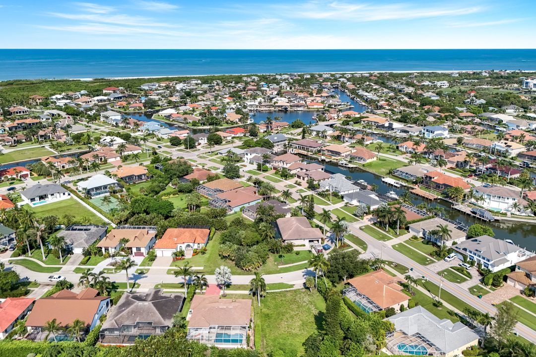 661 Lewis Ct, Marco Island, FL 34145