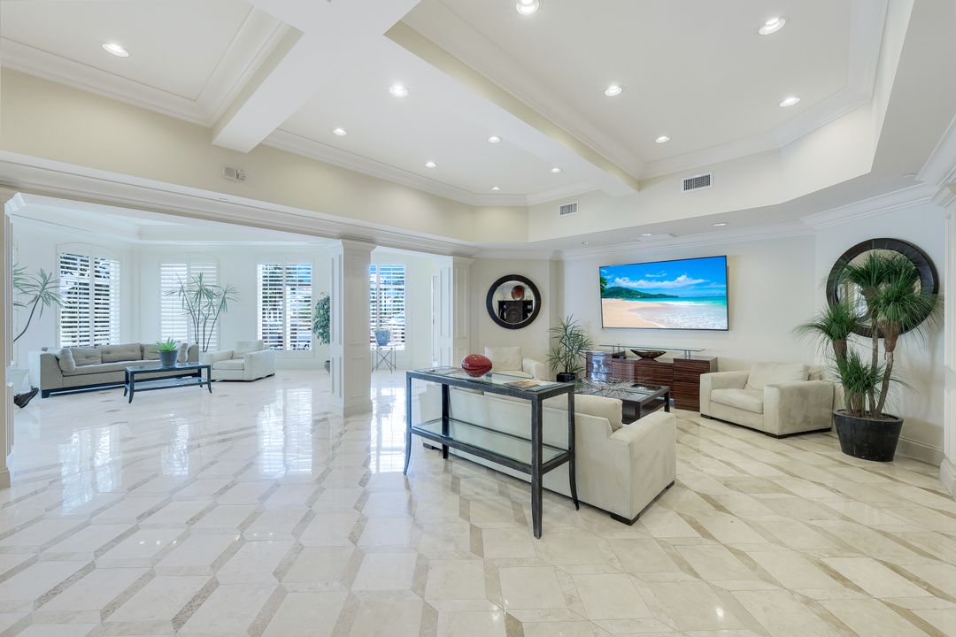 2745 First St #701, Fort Myers, FL 33916