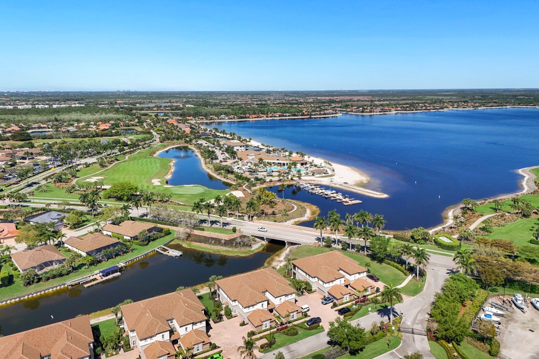 8839 Nautical Landing Cir #201, Naples, FL 34120