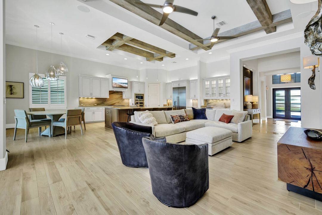 17429 Via Lugano Ct, Miromar Lakes, FL 33913