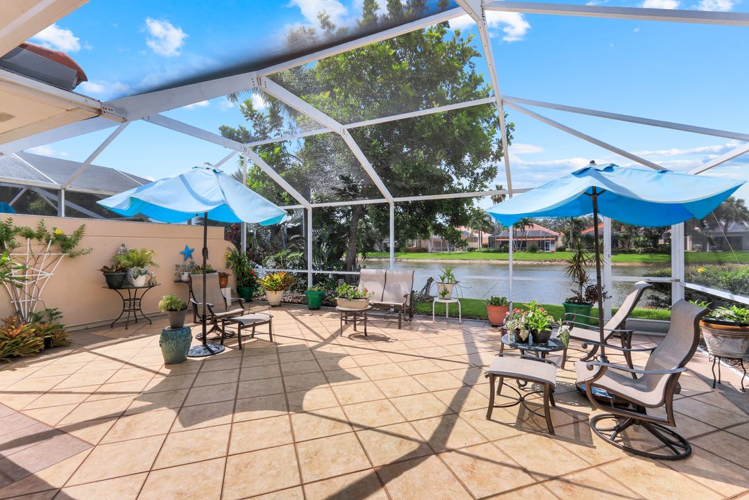 5425 Guadeloupe Way, Naples, FL 34119