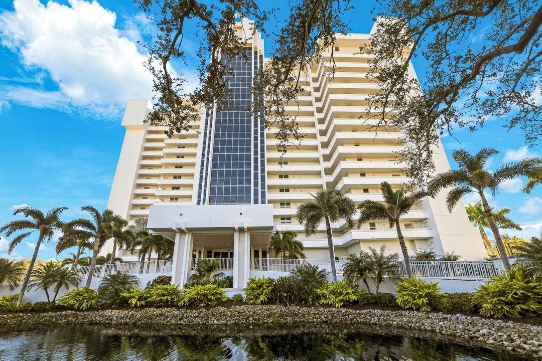 6361 Pelican Bay Blvd #201, Naples, FL 34108