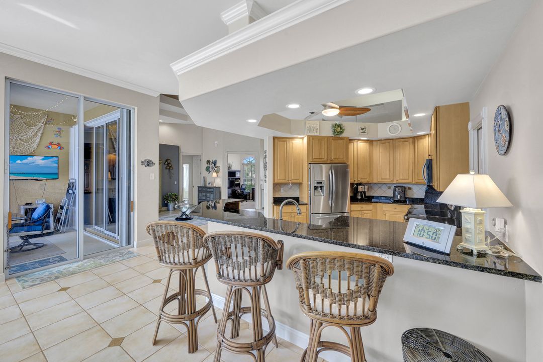 577 Somerset Ct, Marco Island, FL 34145