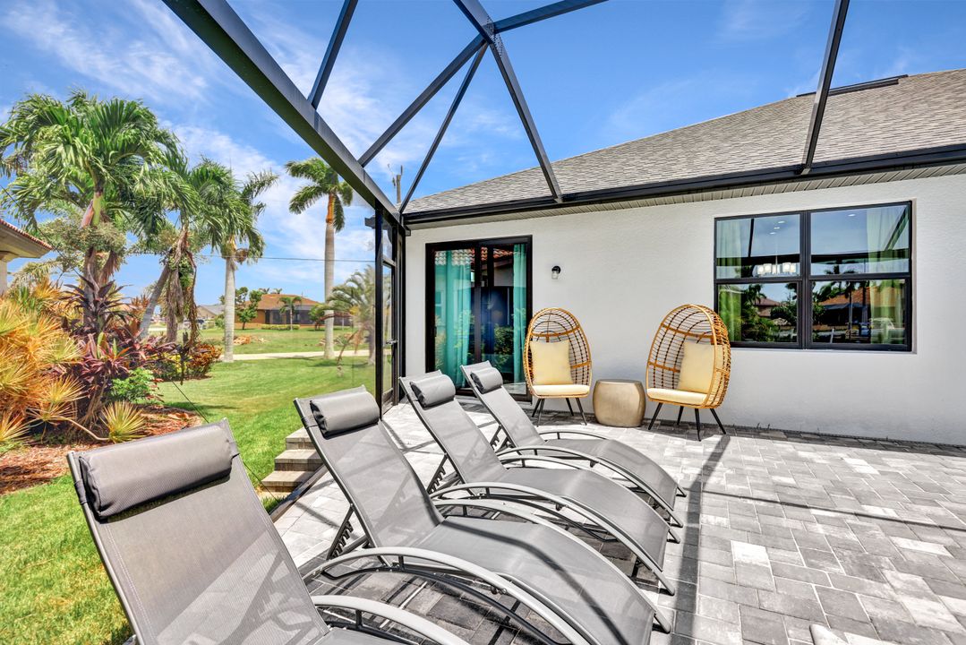 1617 El Dorado Pkwy W, Cape Coral, FL 33914