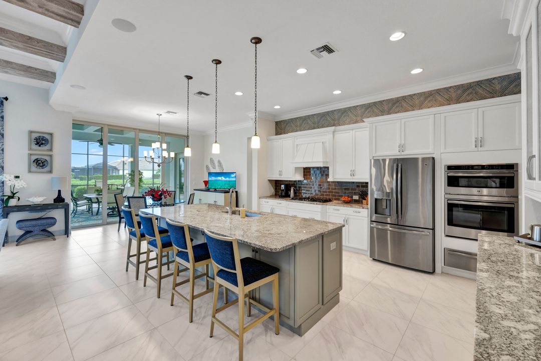 17300 Hidden Estates Cir, Fort Myers, FL 33908