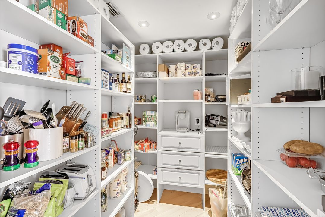 4801 Bonita Bay Blvd #1004, Bonita Springs, FL 34134