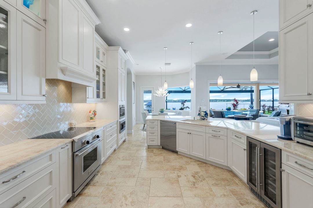9380 Slate Ct, Naples, FL 34120