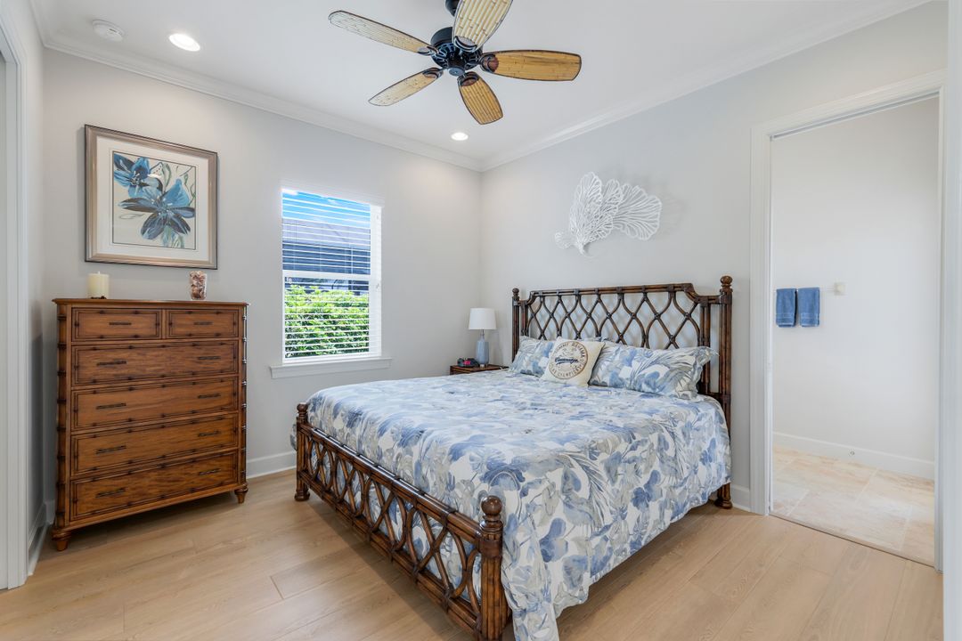 9380 Slate Ct, Naples, FL 34120