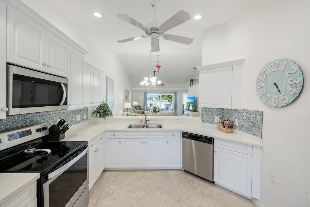 2760 Cypress Trace Cir #2528, Naples, FL 34119