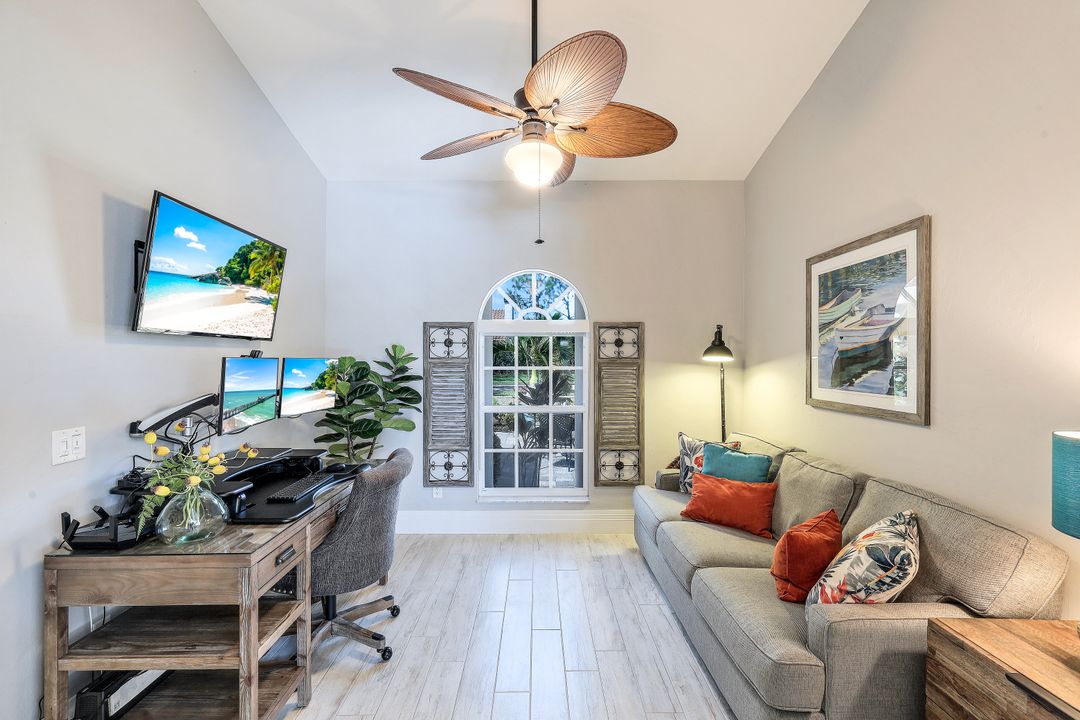 3730 Lakemont Dr, Bonita Springs, FL 34134