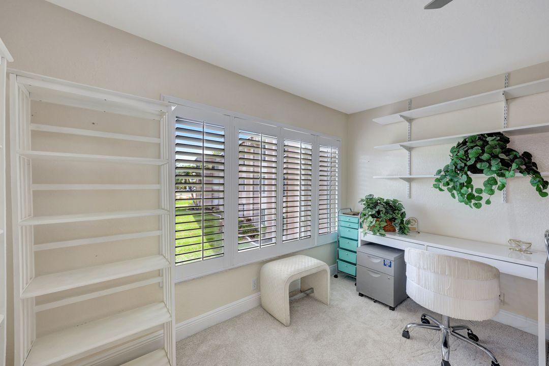 2264 Winkler Ave #204, Fort Myers, FL 33901
