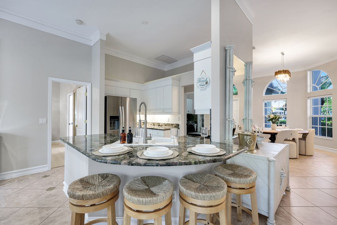 778 95th Ave N, Naples, FL 34108