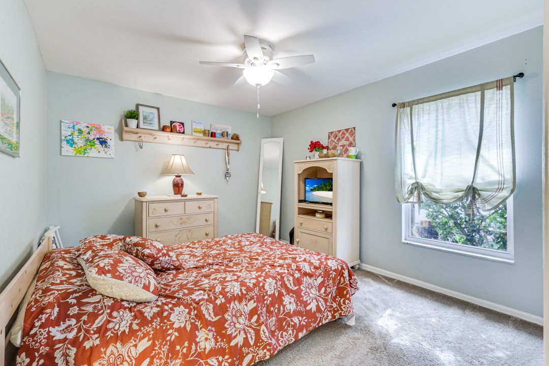 1820 SW 51st St, Cape Coral, FL 33914
