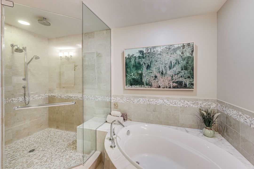 9123 Strada Pl #7201, Naples, FL 34108