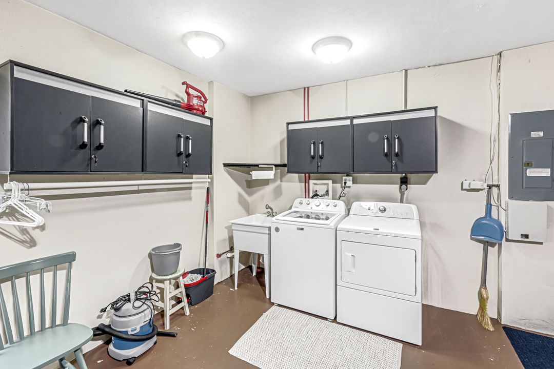 16281 Fairway Woods Dr #902, Fort Myers, FL 33908