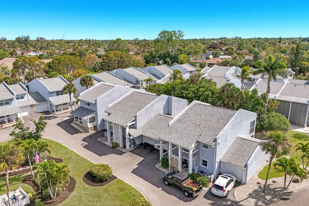 12 Watercolor Cir #12, Naples, FL 34113